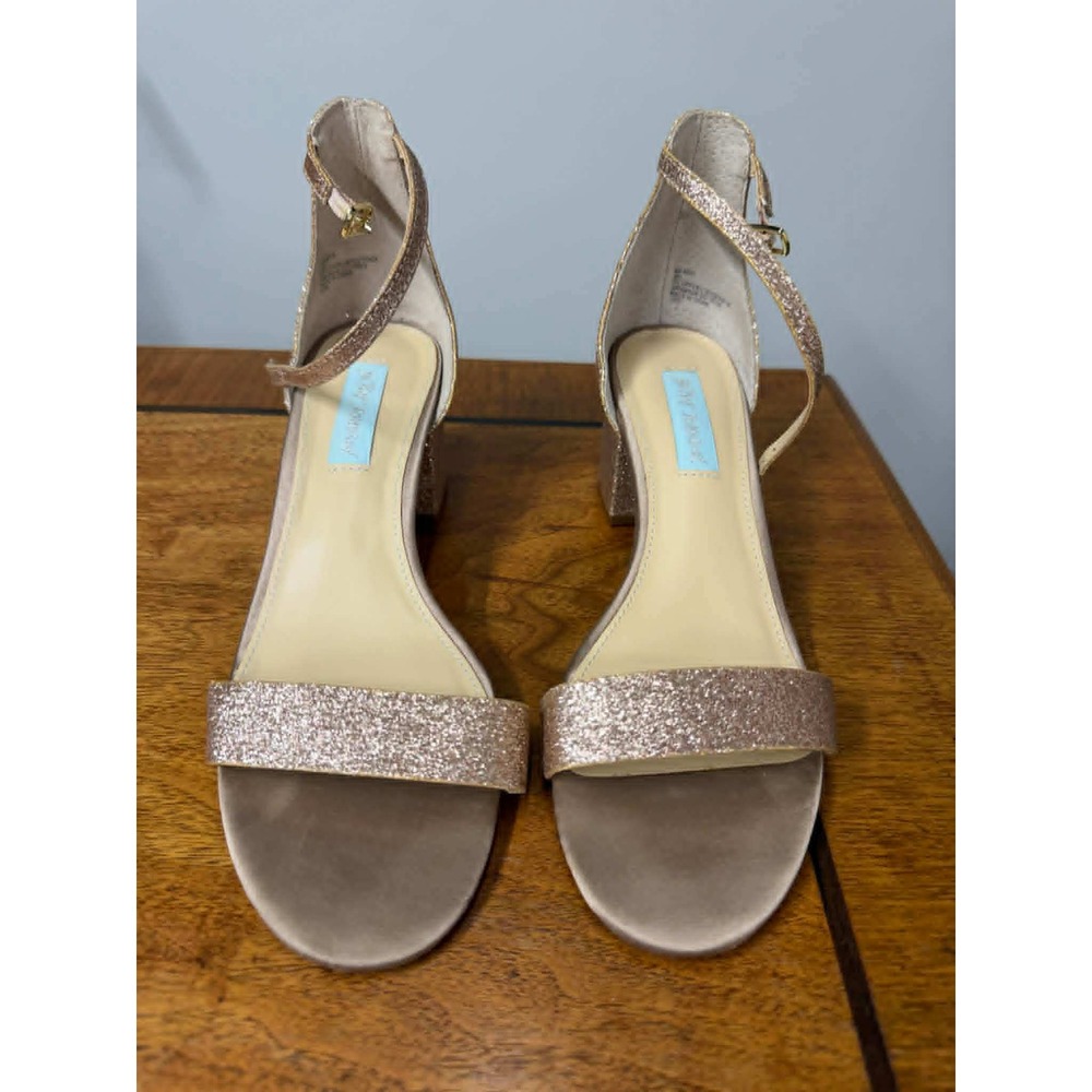 Betsey Johnson Womens 9M Miri Rose Gold Glitter Block Heel‎ Sandals